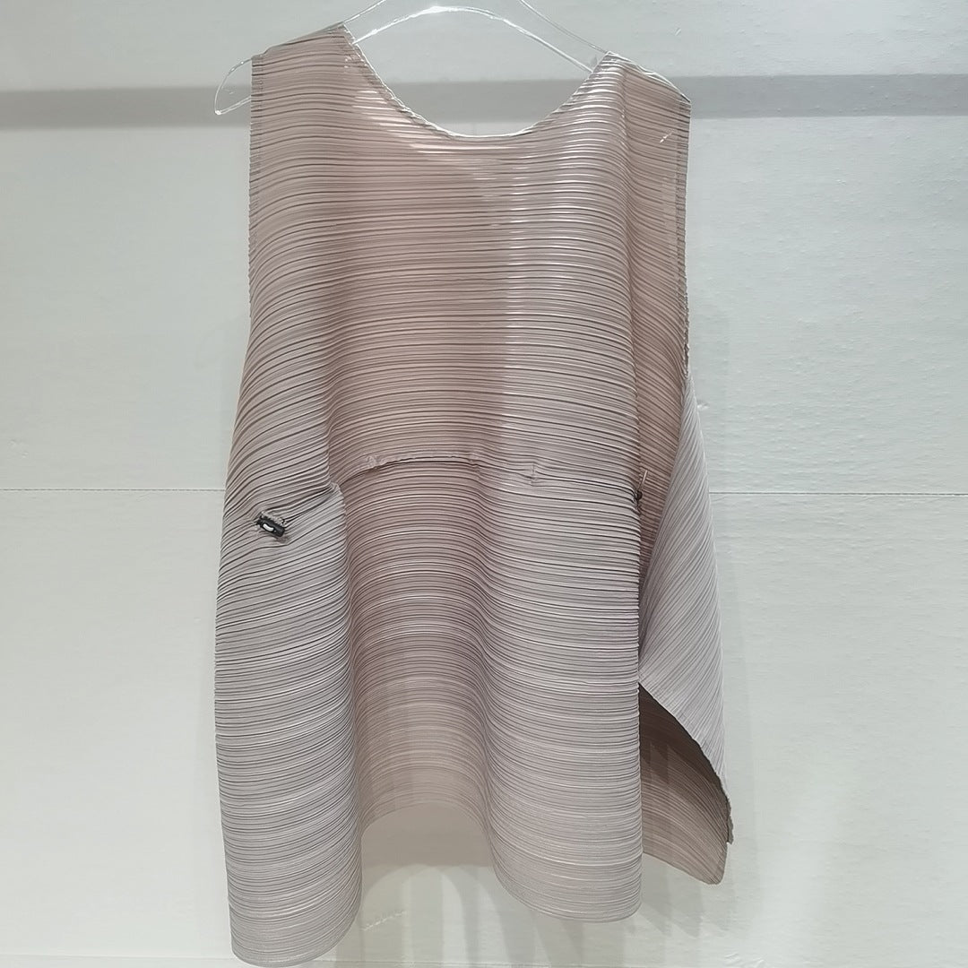 デザイン感 シンプルTシャツ・カットソー