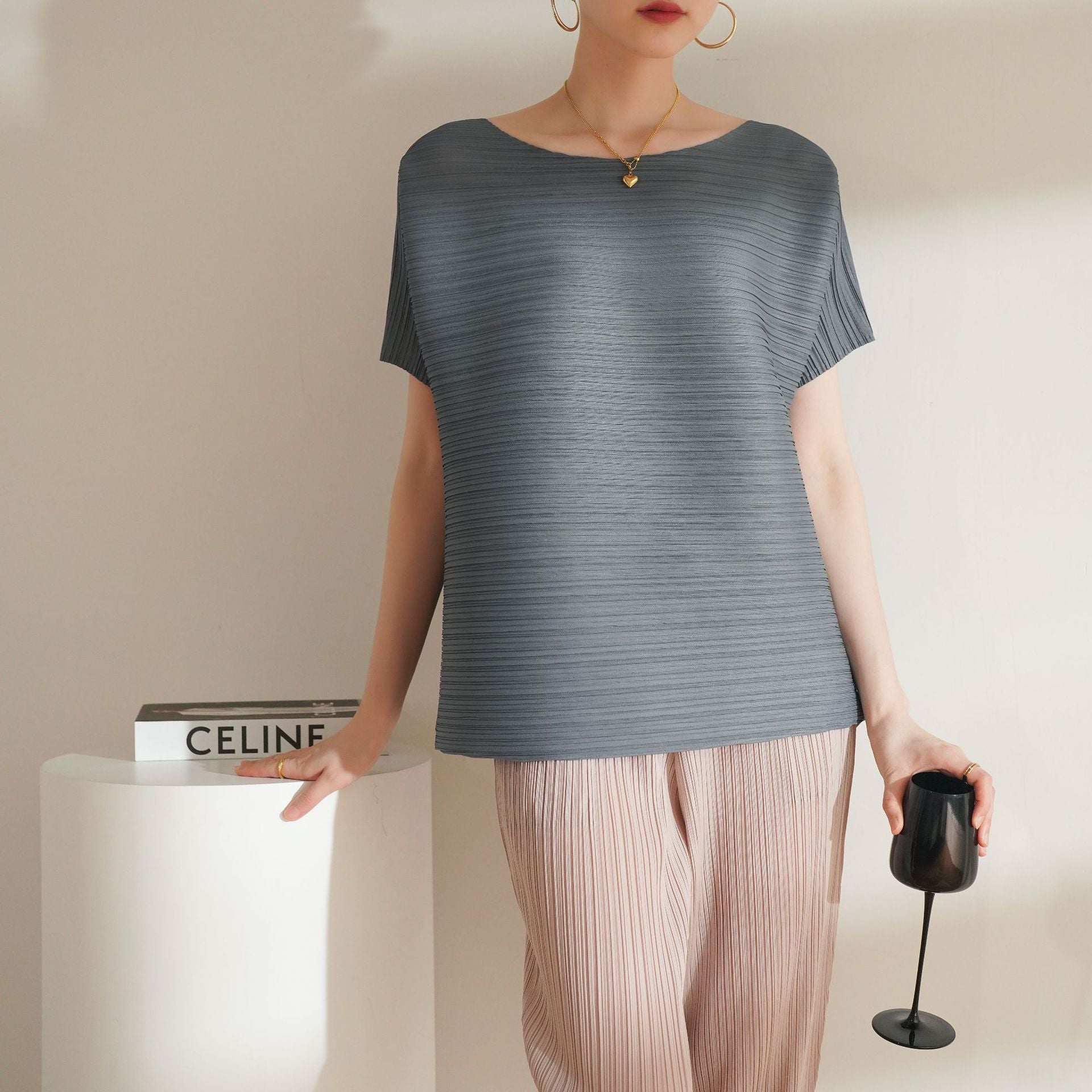 エレガント✿ ゆったり感アップ 清純甘くて女子力UP! トレンドTシャツ・カットソー